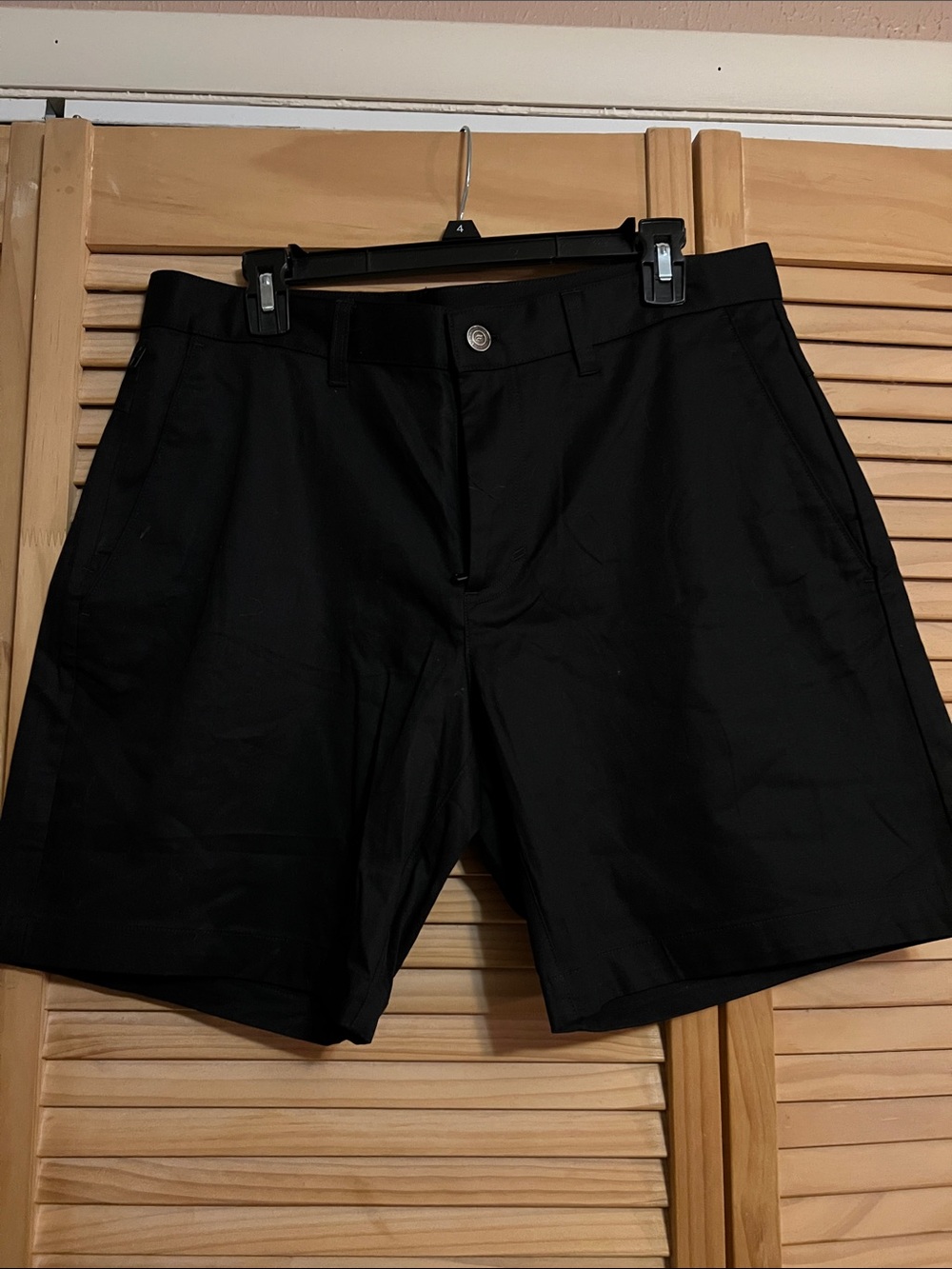 Women’s Black Casual Fabletics Chino Shorts-NWT
